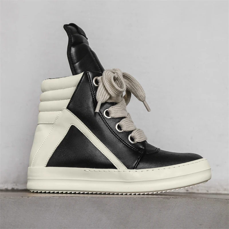Men Shoes 2026 - รองเท้าผ้าใบลำลองผู้ชายสุดหรู สไตล์สตรีท รองเท้าบูทแฟชั่นผู้ชาย เพิ่มความสูง น้ำหนักเบา รองเท้ากีฬาลำลองผู้หญิง
