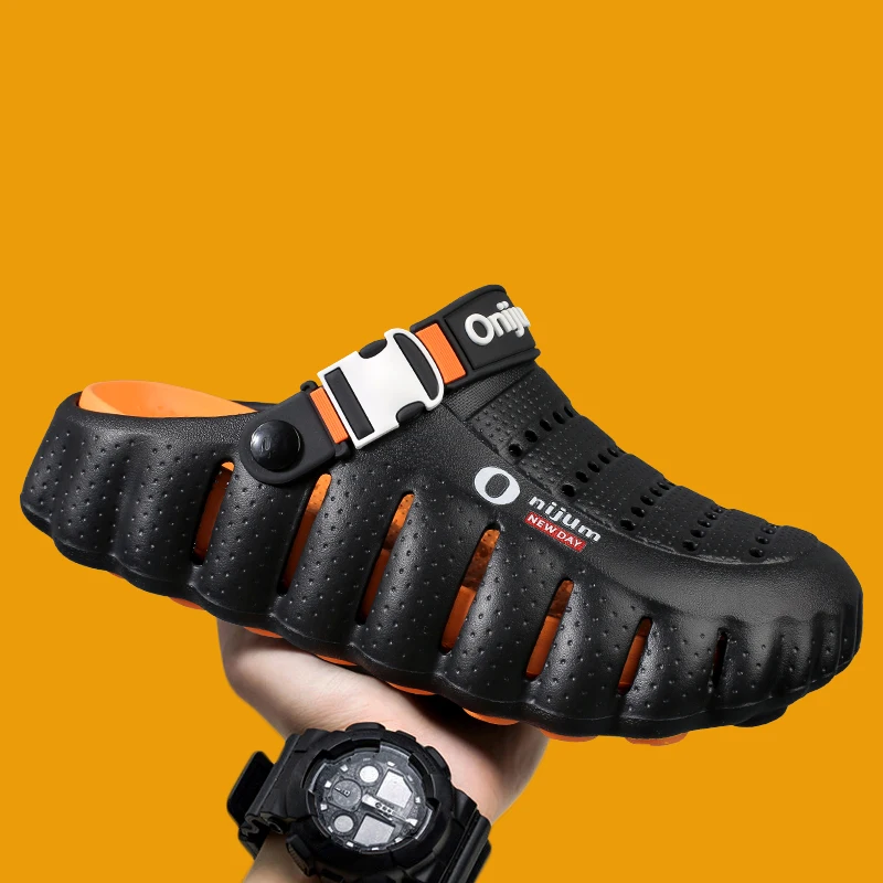 Men Shoes Classic - รองเท้าแตะแบบคลาสสิคใหม่สำหรับฤดูร้อน รองเท้าผู้ชายแบบสวม ระบายอากาศได้ดี รองเท้าสำหรับสวน ทำจากวัสดุ EVA