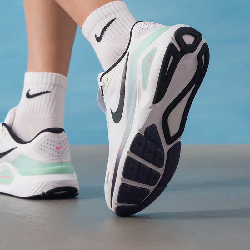 รองเท้าวิ่งผู้ชายไนกี้ รุ่น IM - Men Shoes Size Nike บทวิจารณ์และราคา
