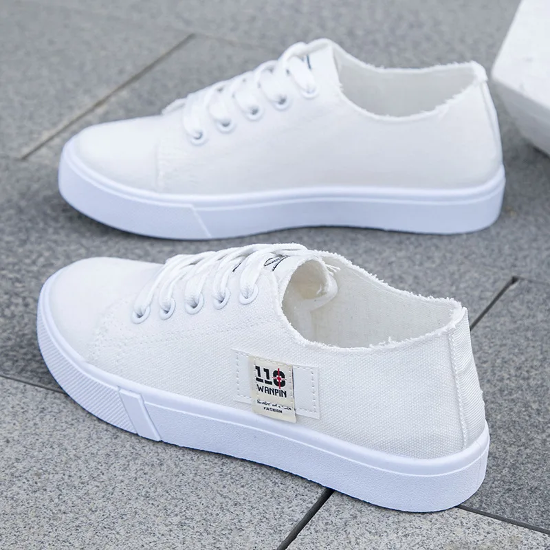 รองเท้าผ้าใบผู้หญิงทรงเตี้ย รุ - Men Shoes 2026 บทวิจารณ์และราคา